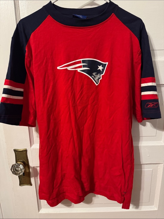 Reebok Other - Reebok Men’s Red & Navy New England Patriots Short Sleeve Tee